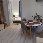 в центрі львова !!! *