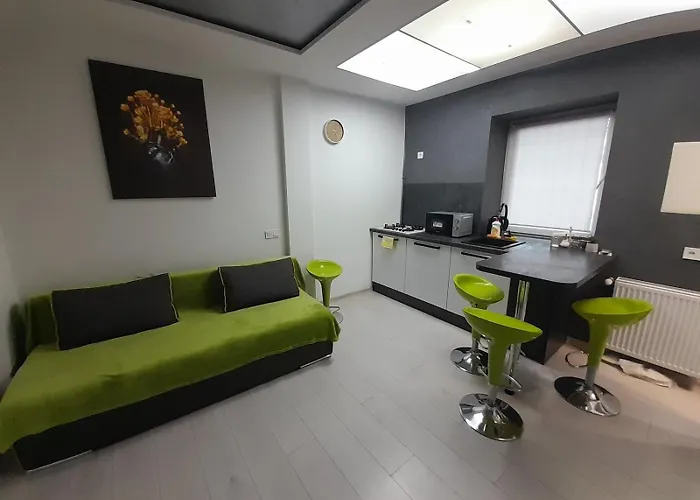 в центрі львова !!! *